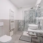 ゲストハウス Franciacorta 4*